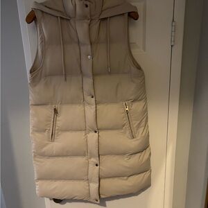 Zara Beige Hooded Puffer Vest